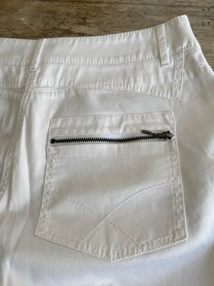Pantalon blanc - photo numéro 4