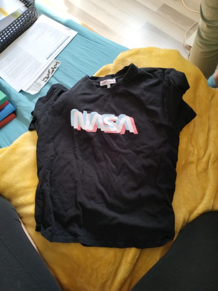 Tee shirt