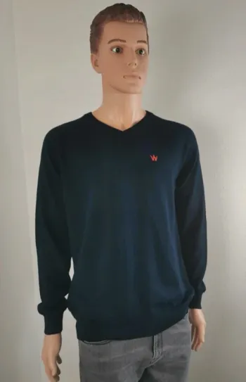 Pull Serge marque Aristow couleur bleu marine blanc et rouge taille XL  neuf étiqueté