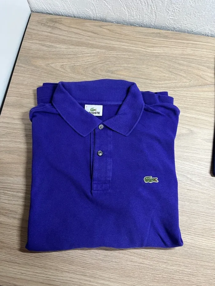 Lot de 2 polo + 1 t-shirt Lacoste - taille XL - couleur, violet, noir, vert - photo numéro 2