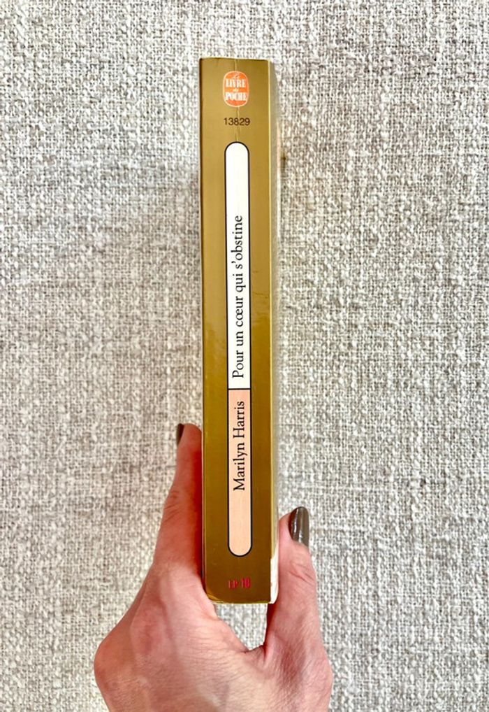 Pour un coeur qui s'obstine de Marilyn Harris - Le livre de poche - photo numéro 3