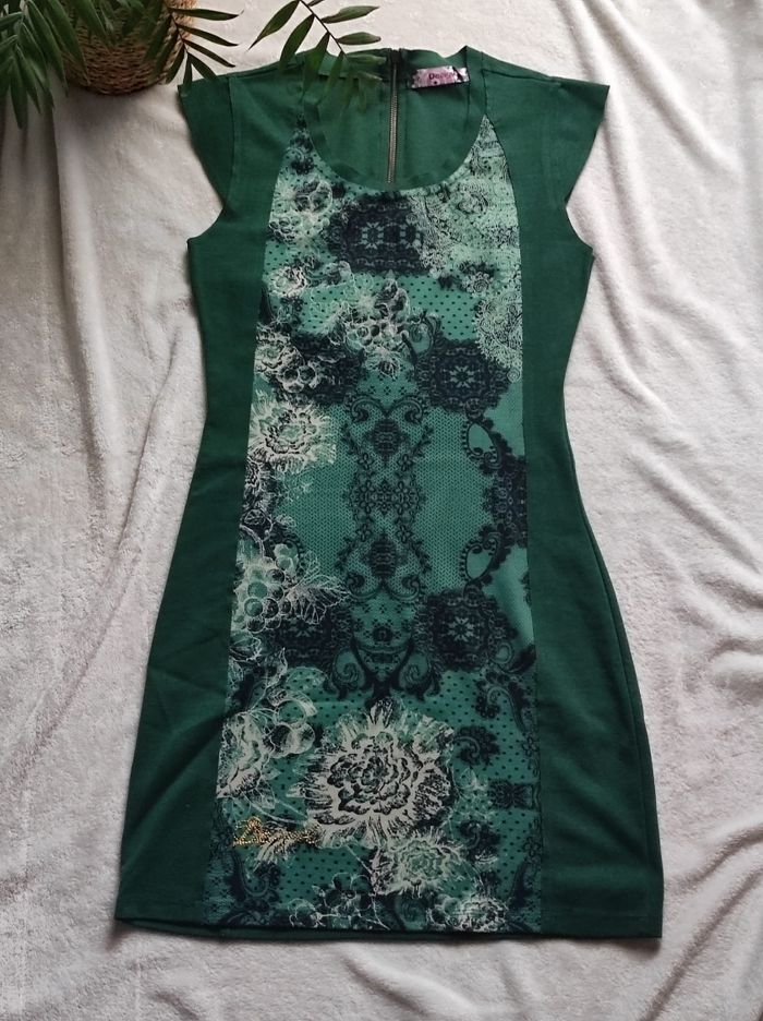 Robe verte desigual taille unique