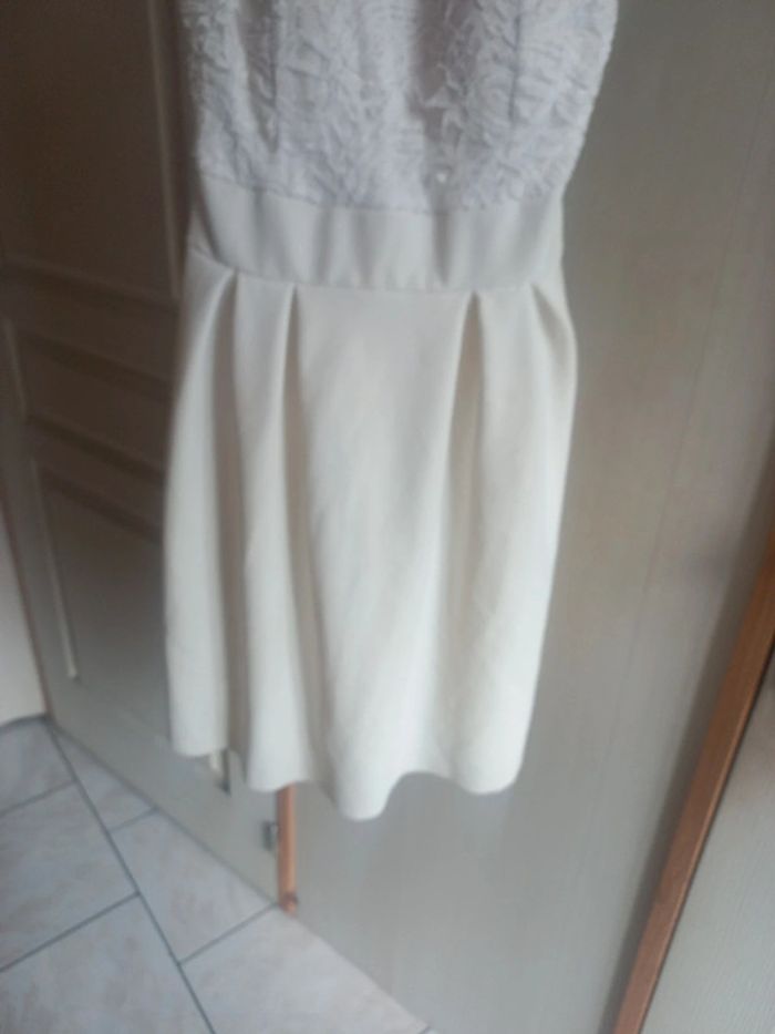 robe crème - photo numéro 3