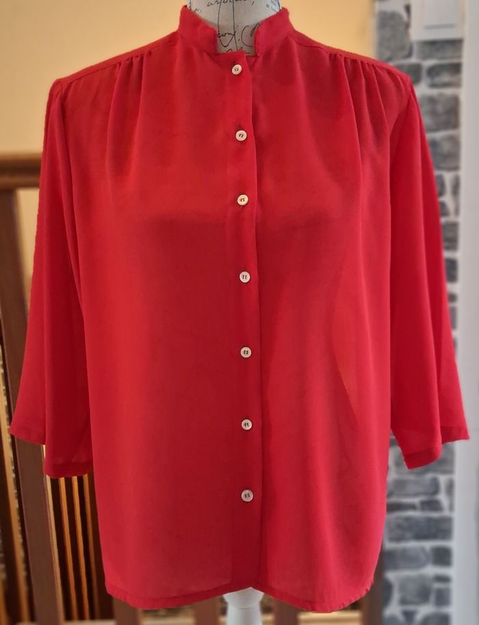 Chemise transparente rouge - photo numéro 1