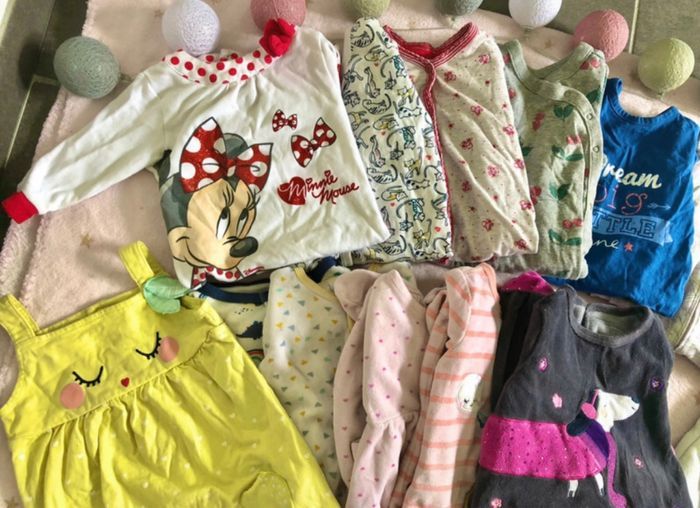 Lot vêtements fille 6 mois - photo numéro 2