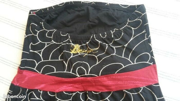 Robe bustier noir/rouge Desigual - taille S - TRES BON ETAT - photo numéro 2
