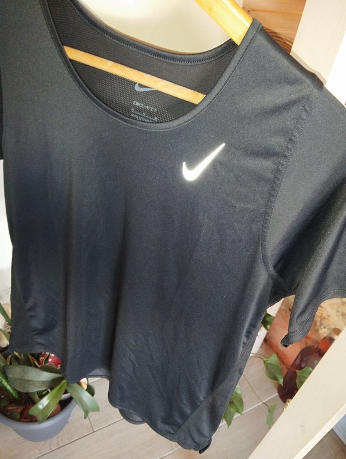 T-shirt Nike dri-fit - photo numéro 4