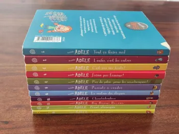 Lot x11 livres Mortelle Adèle
