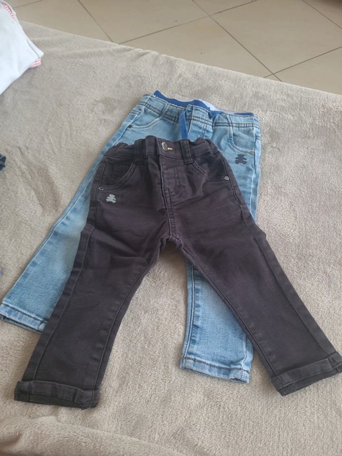 Lot 2 jeans très bon état
