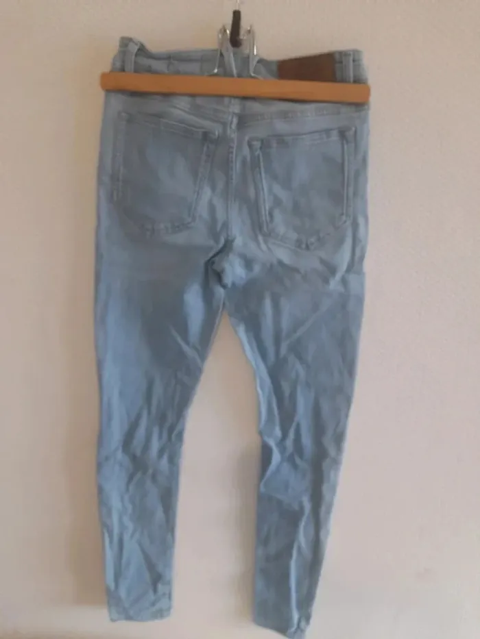 Lot jean skinny taille 34 gilet zippée capuche taille S pull capuche taille S ado - photo numéro 3