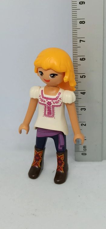 Femme pantalon à dessins playmobil