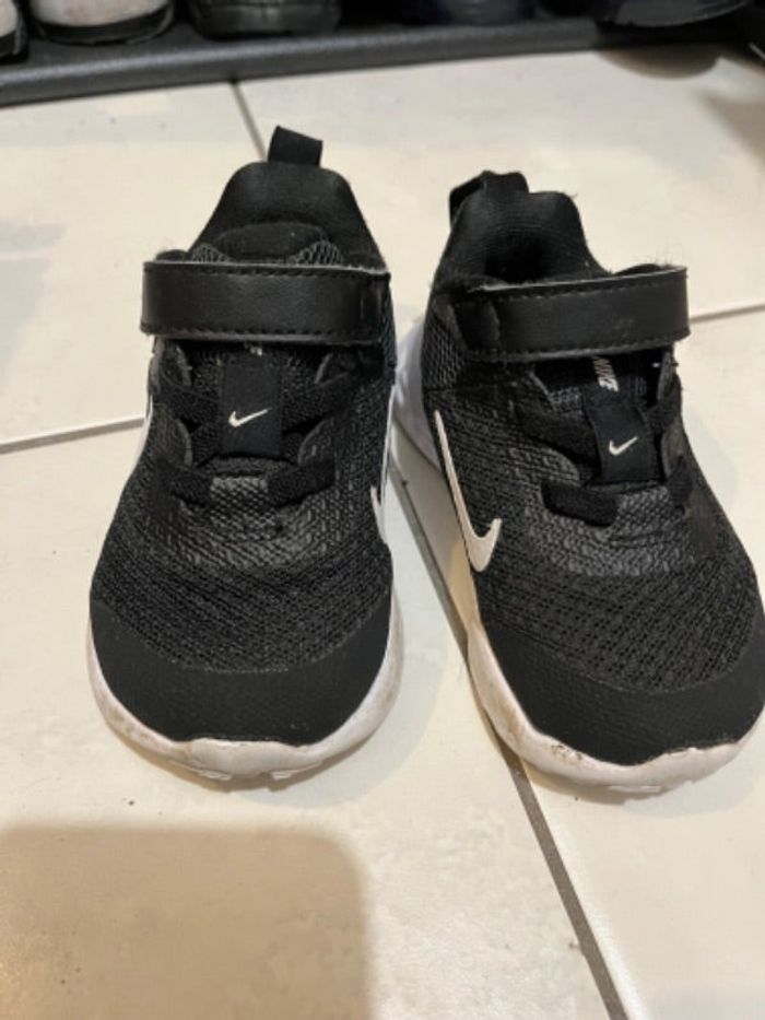 Baskets Nike T19.5