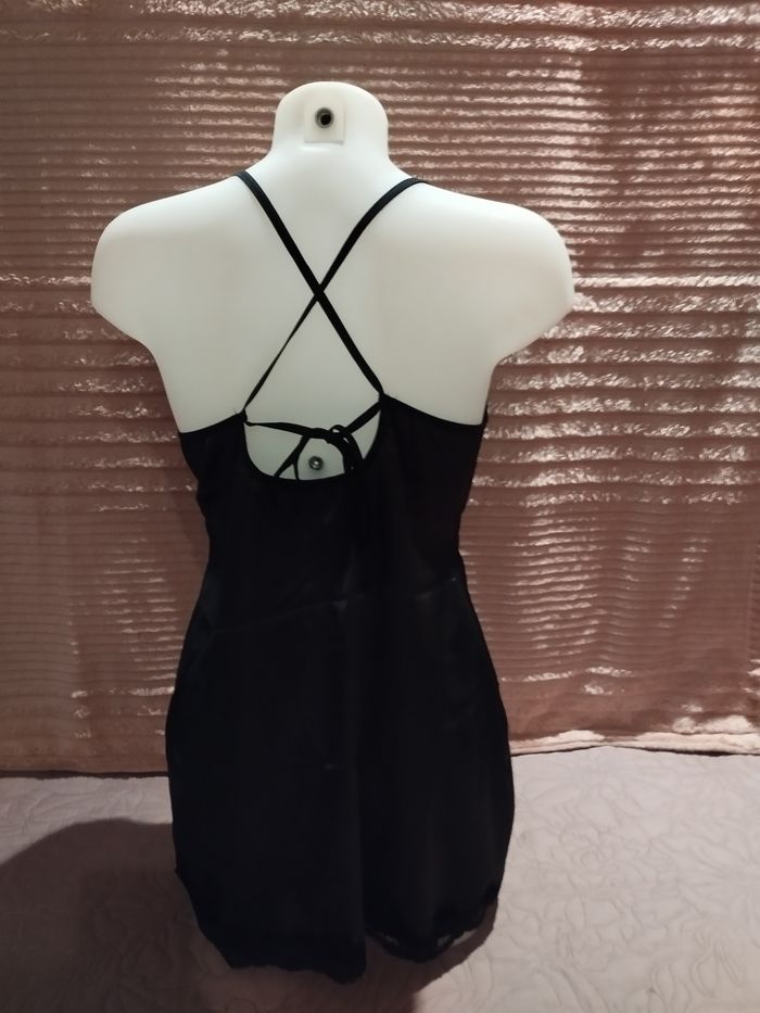 Nuisette noire - photo numéro 5