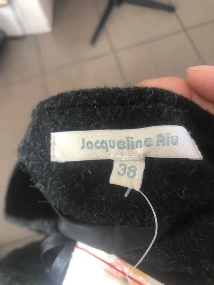Jupe Jacqueline Riu neuf T38 femme 👩 - photo numéro 5