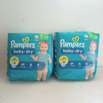 Pampers baby dry taille 7 (62 couches)
