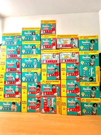 Couches Pampers toutes tailles 