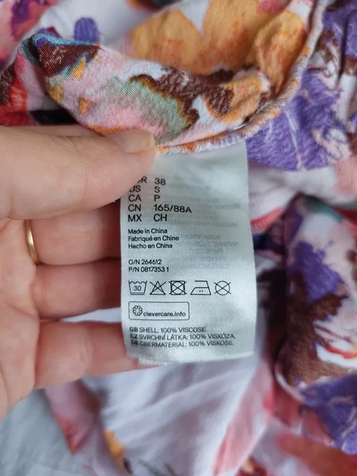 Robe d'été H&M – M – Blanc Fleuri – État : Excellent - photo numéro 5