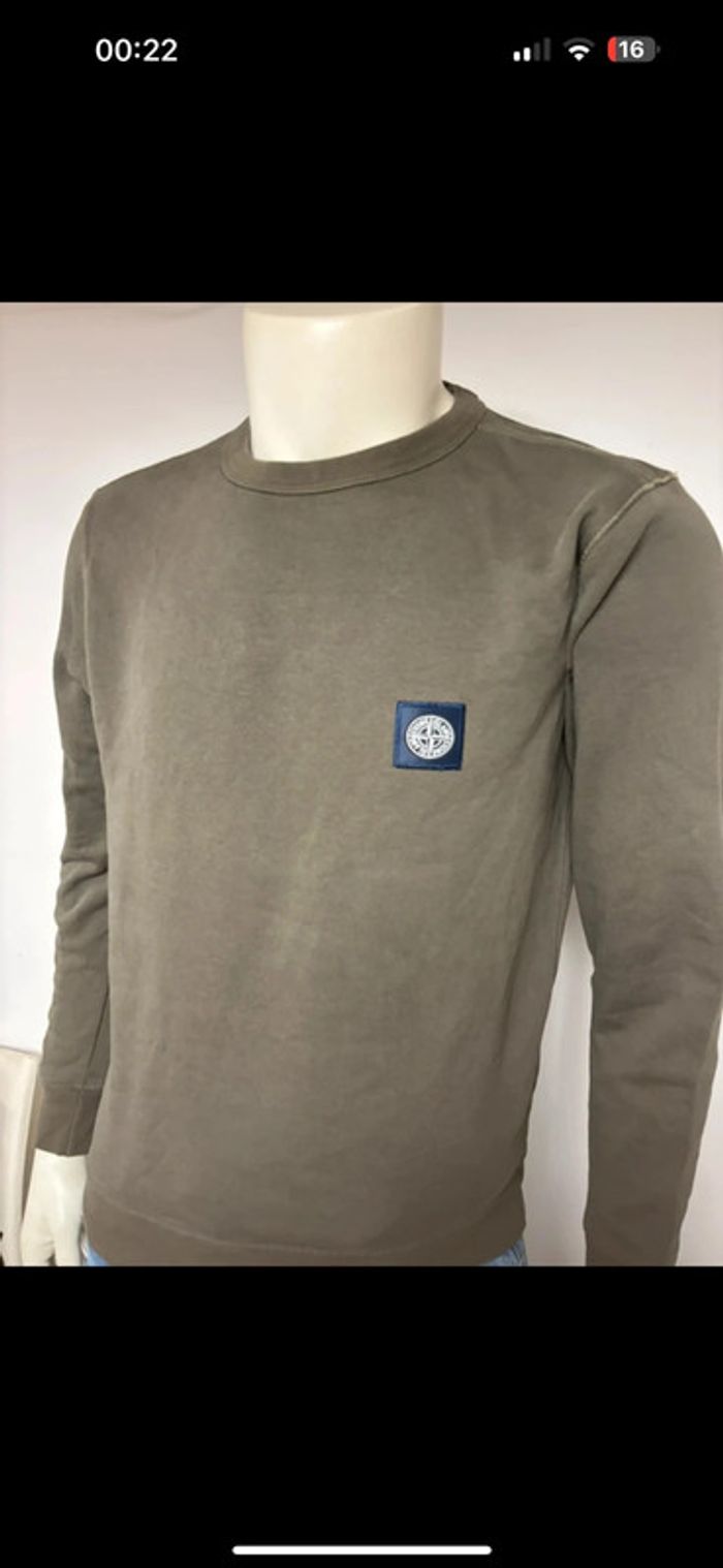 Sweat Stone Island kaki – Taille M – Comme neuf - photo numéro 3