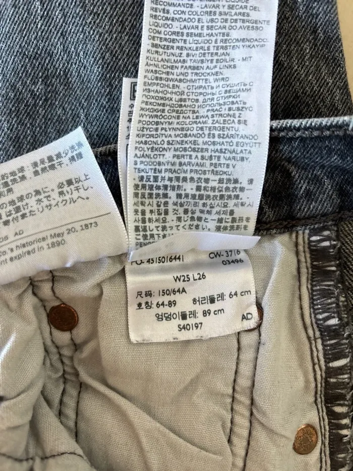 Jean Femme Levi’s 501 W25 L26 - photo numéro 9