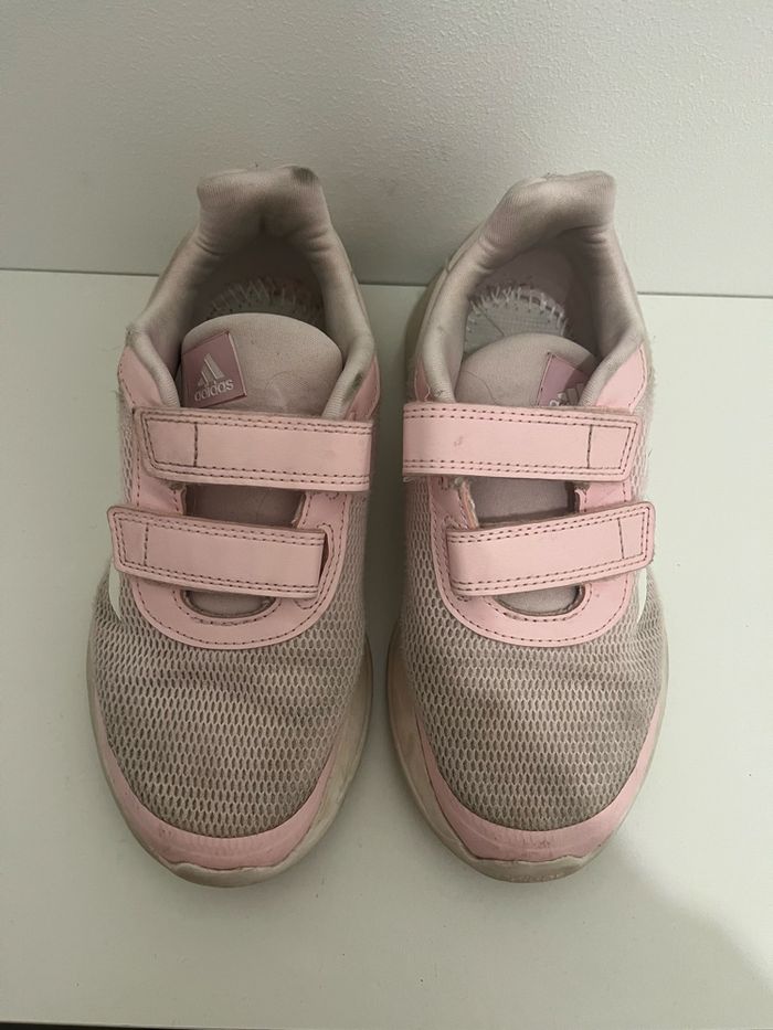 Baskets adidas taille 33 - photo numéro 3