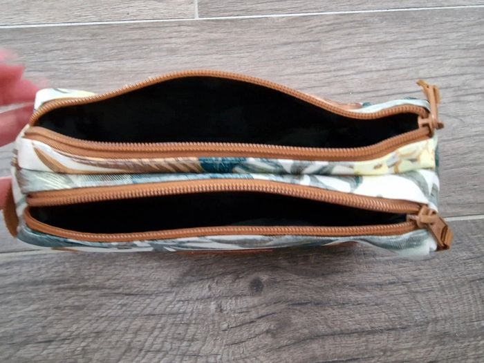 Trousse ripcurl - photo numéro 2