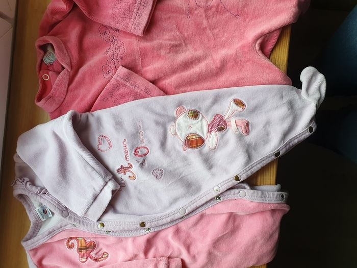 Lot pyjamas 3mois - photo numéro 2