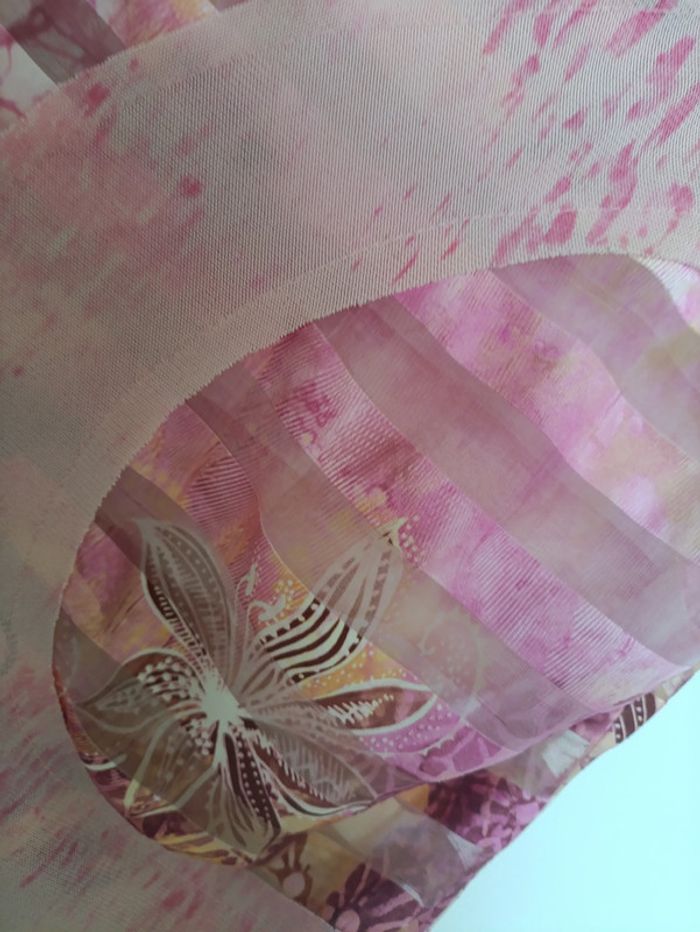 Unique Vintage Top texturé rose transparent à sequins dorés – Georges Franck - photo numéro 4