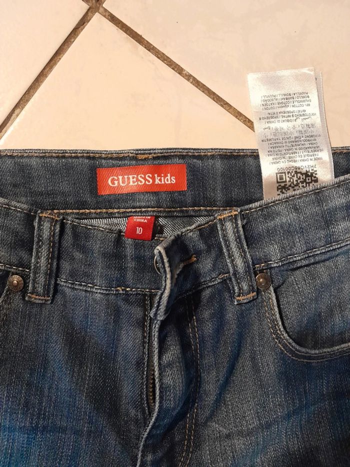 Pantalon guess taille 10 ans 👦 - photo numéro 2