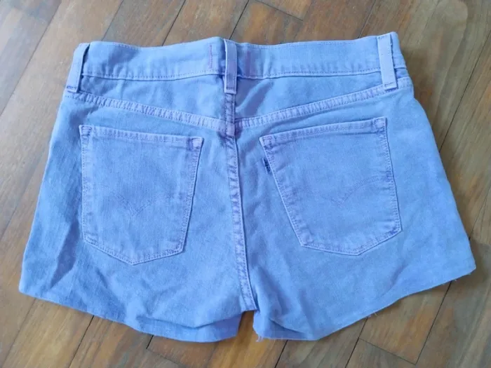 Short en jean femme de marque Levi's taille 38 us27 - photo numéro 4