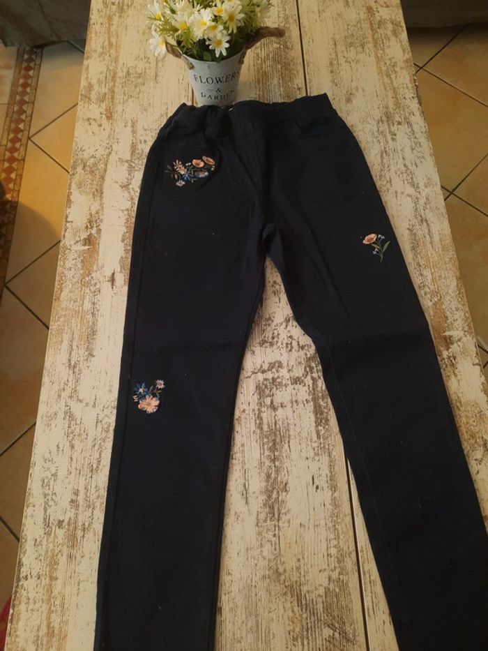 Pantalon à fleurs - photo numéro 2