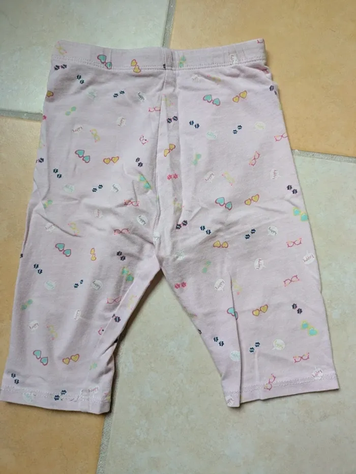Pantacourt fille 98 cm très bon état in extenso