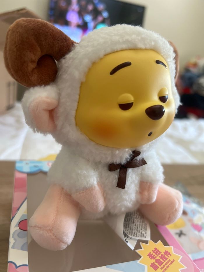 Miniso porte-clé peluche Winnie l’Ourson Sheep - photo numéro 2