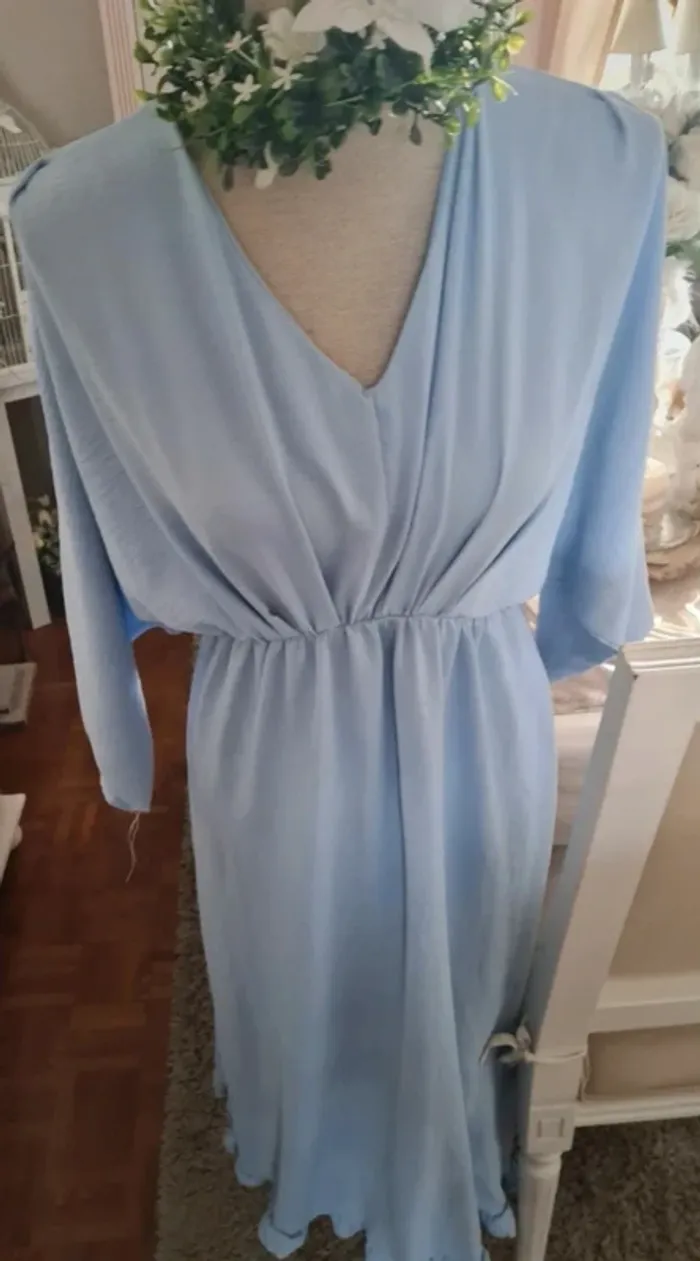 Robe longue bleu ciel Taille 38/40 - photo numéro 3