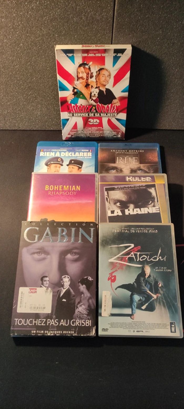 Lot de DVD et Blu-ray