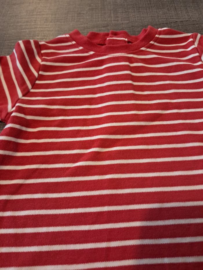 T-shirt 6 mois - photo numéro 2