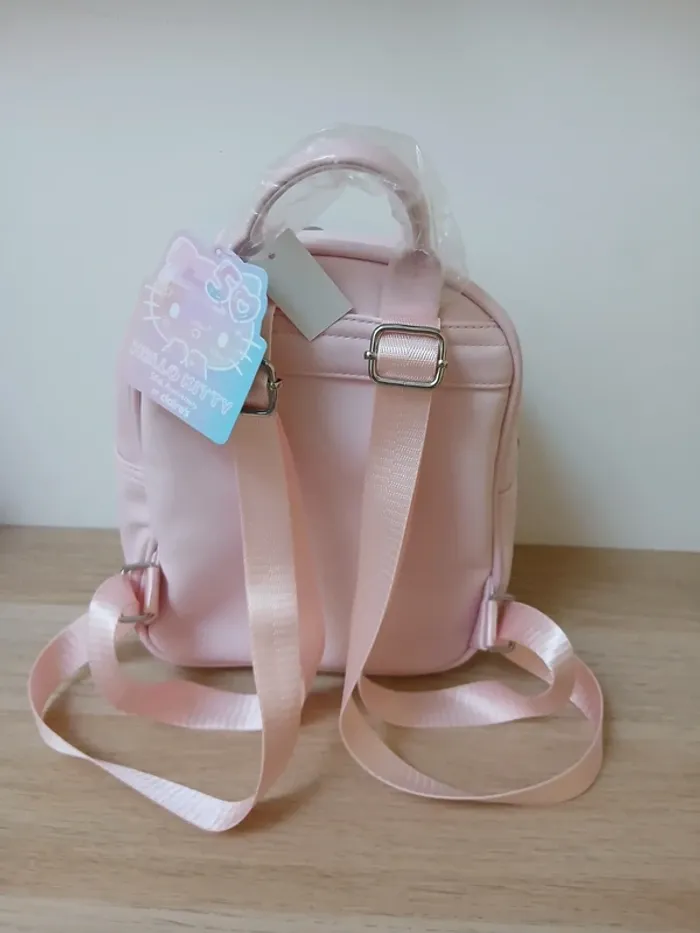 Sac à dos Hello Kitty rose Claire's neuf - photo numéro 4