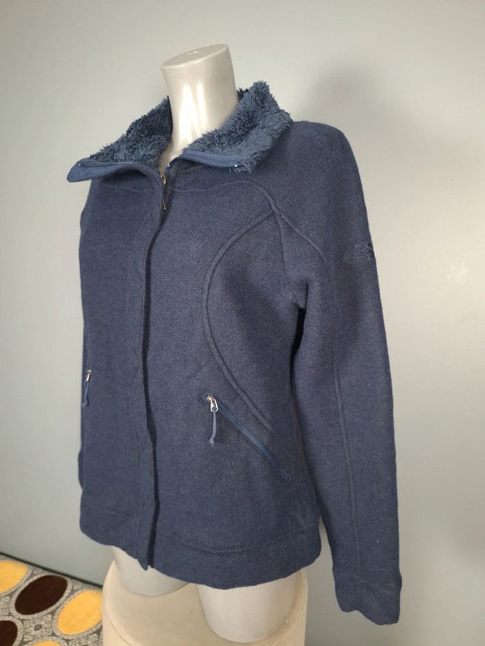 Veste the north face femme / taille M / bleu / brodé - photo numéro 3