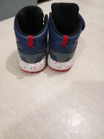 Baskets enfant 