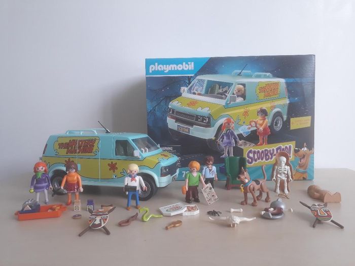 Van Scooby-Doo avec personnages et accessoires avec sa boîte - articles comme neuf - photo numéro 2