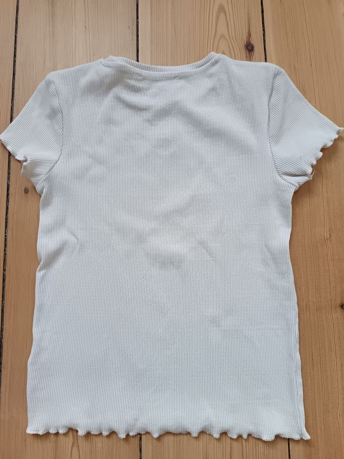 Haut blanc avec coeur - photo numéro 2