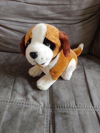 Peluche chien St Bernard très bon état