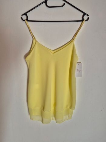 Top jaune en mousseline 