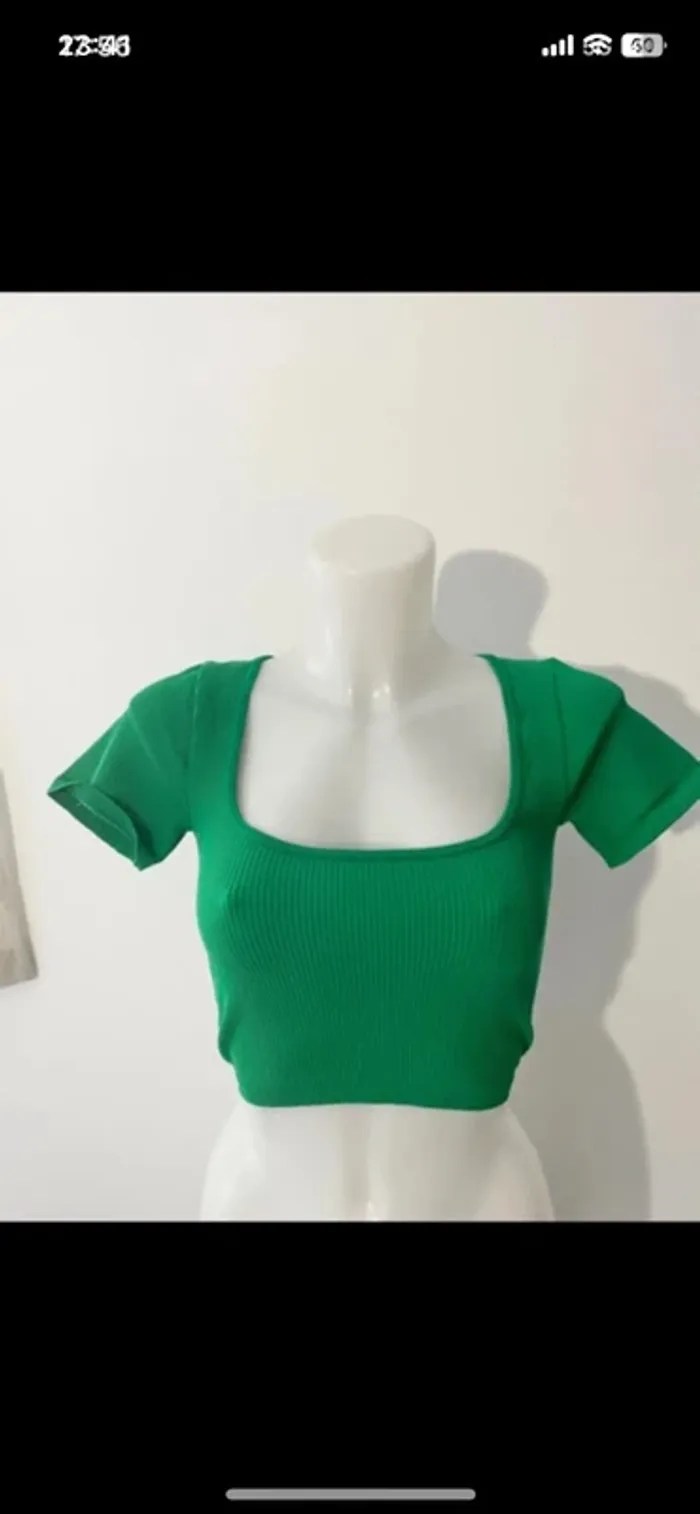 Top court stradivarius - photo numéro 2