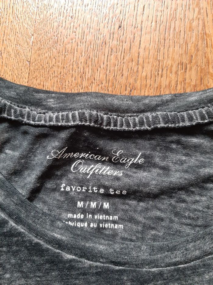 tee shirt fin American Eagle - photo numéro 2