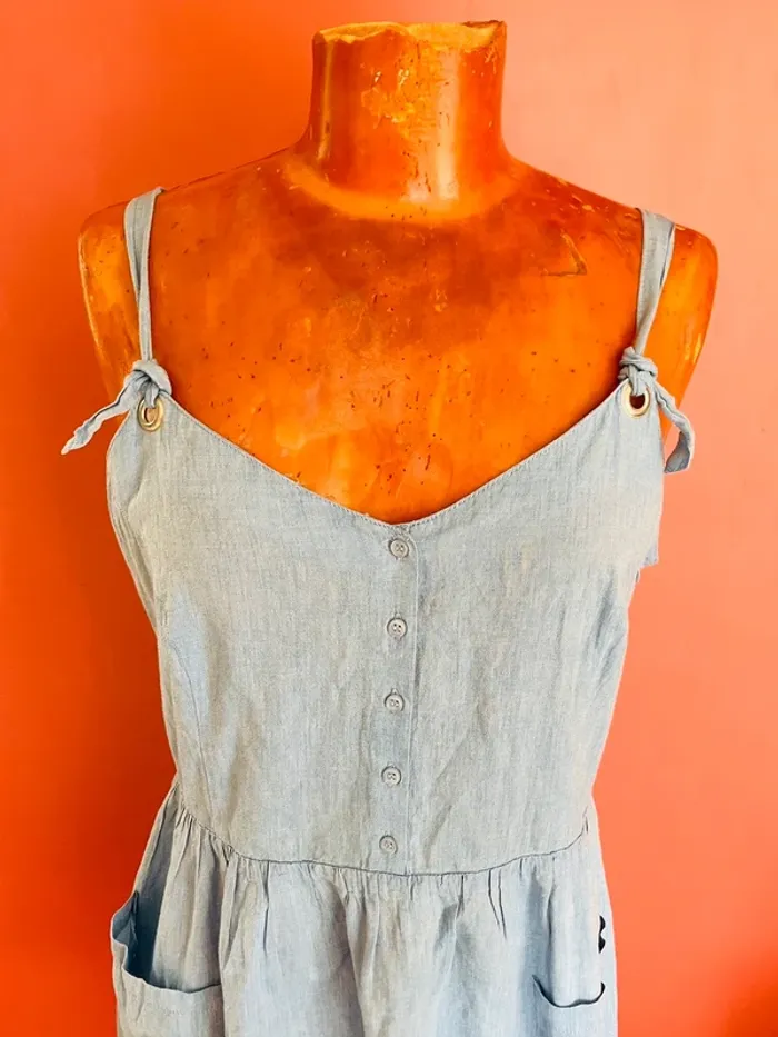 Jolie robe évasée imitation jean, avec poches, en coton - photo numéro 3