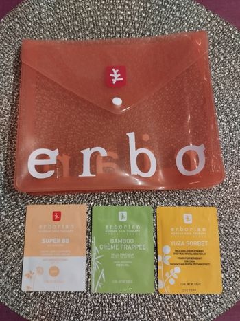 🪷 Trousse de toilette + 3 soins ERBORIAN - Neuf ⭐