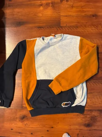 Joli pull 3 couleurs