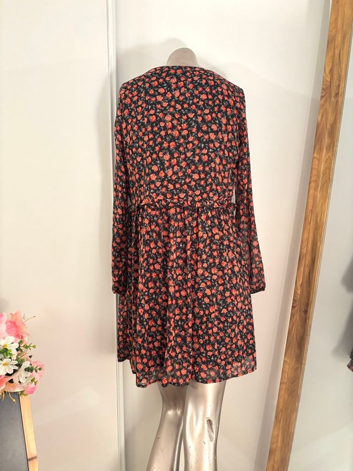 Robe bohème fleuri rouge sur fond noir taille S (36) Zebra - photo numéro 4