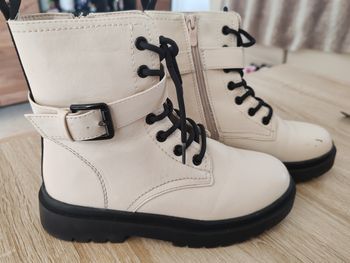Chaussures montante