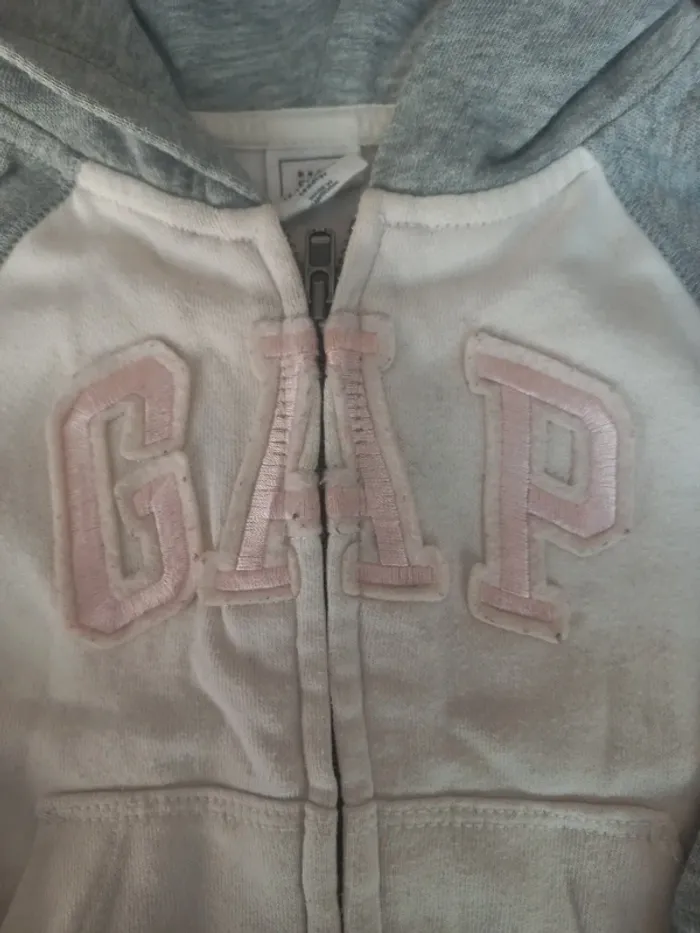 Veste zippée à capuche GAP 12mois 74cm - photo numéro 3